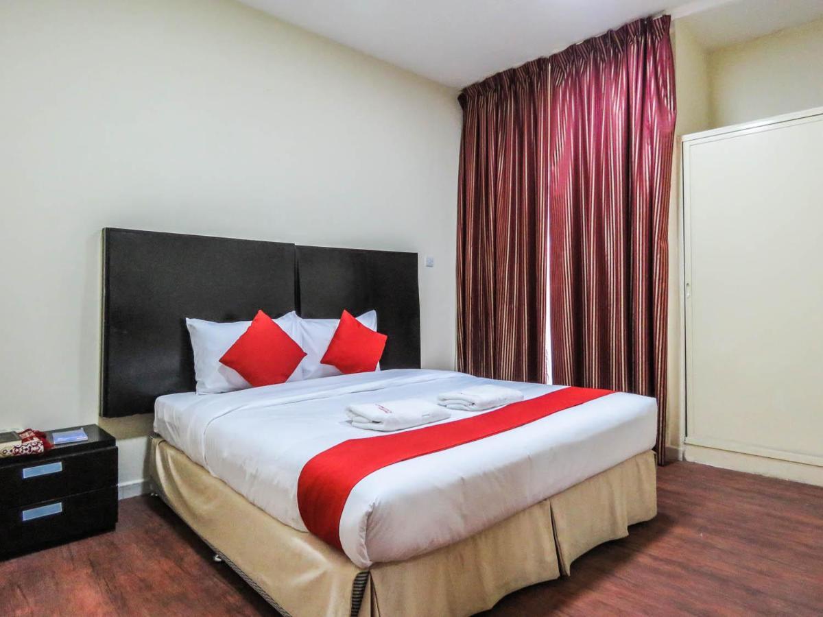 Al Ferdous Hotel Apartment Шарджа Екстер'єр фото